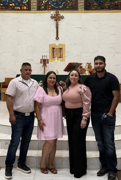 Familia Molina Escorza.jpg